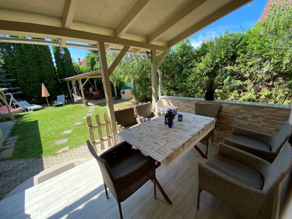 Sommer Ferienhaus บาลาตอนซาร์โซ ภายนอก รูปภาพ